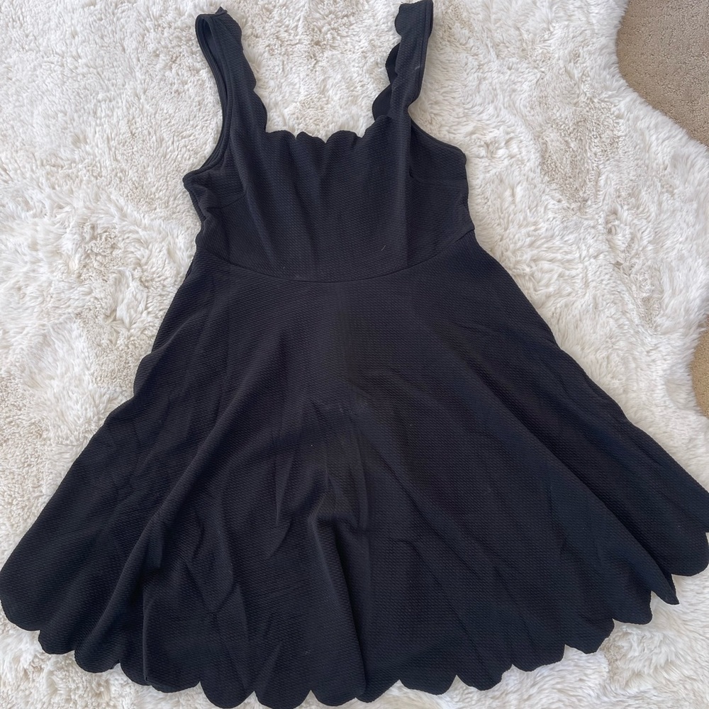 Scalloped A-Line Dress Size Large